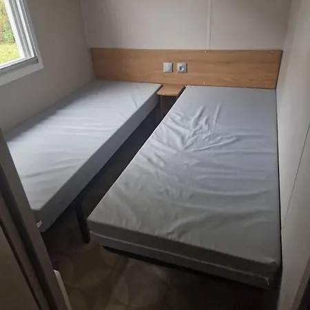 De Bayadene بيرياك-سور-مير