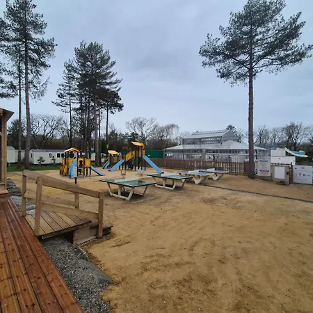 مكان تخييم De Bayadene *